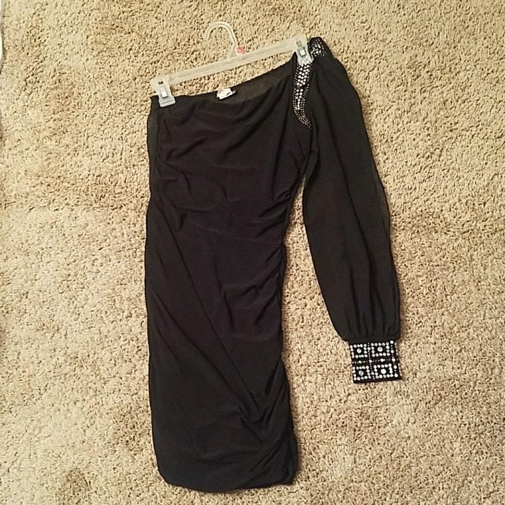 Black sexy one shpulder dress